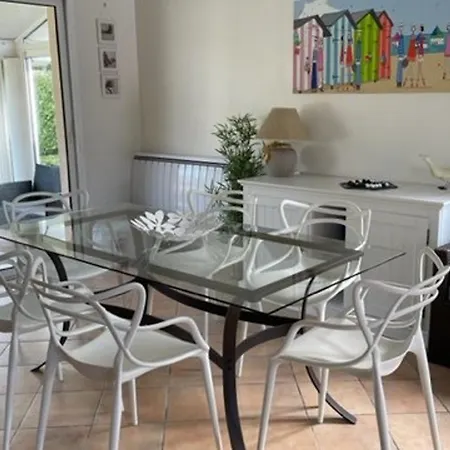 Maison Avec Piscine Chauffee - 8 Pers. - Fr-1-878-5 Willa *